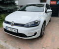 Белый Фольксваген e-Golf, объемом двигателя 0 л и пробегом 112 тыс. км за 13500 $, фото 17 на Automoto.ua