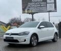 Белый Фольксваген e-Golf, объемом двигателя 0 л и пробегом 74 тыс. км за 15450 $, фото 3 на Automoto.ua