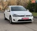 Белый Фольксваген e-Golf, объемом двигателя 0 л и пробегом 129 тыс. км за 11950 $, фото 11 на Automoto.ua