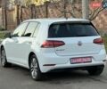 Белый Фольксваген e-Golf, объемом двигателя 0 л и пробегом 129 тыс. км за 11950 $, фото 4 на Automoto.ua