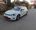 Белый Фольксваген e-Golf, объемом двигателя 0 л и пробегом 142 тыс. км за 13100 $, фото 3 на Automoto.ua