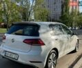 Белый Фольксваген e-Golf, объемом двигателя 0 л и пробегом 58 тыс. км за 16500 $, фото 2 на Automoto.ua