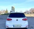Белый Фольксваген e-Golf, объемом двигателя 0 л и пробегом 121 тыс. км за 11900 $, фото 6 на Automoto.ua