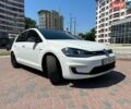 Белый Фольксваген e-Golf, объемом двигателя 0 л и пробегом 50 тыс. км за 11500 $, фото 27 на Automoto.ua