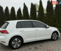 Белый Фольксваген e-Golf, объемом двигателя 0 л и пробегом 97 тыс. км за 11555 $, фото 19 на Automoto.ua