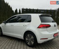 Белый Фольксваген e-Golf, объемом двигателя 0 л и пробегом 97 тыс. км за 11555 $, фото 18 на Automoto.ua