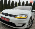 Белый Фольксваген e-Golf, объемом двигателя 0 л и пробегом 97 тыс. км за 11555 $, фото 2 на Automoto.ua