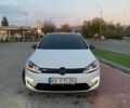 Білий Фольксваген e-Golf, об'ємом двигуна 0 л та пробігом 178 тис. км за 13000 $, фото 4 на Automoto.ua