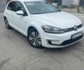 Белый Фольксваген e-Golf, объемом двигателя 0 л и пробегом 116 тыс. км за 11400 $, фото 3 на Automoto.ua