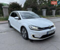 Белый Фольксваген e-Golf, объемом двигателя 0 л и пробегом 128 тыс. км за 13100 $, фото 1 на Automoto.ua