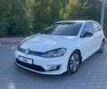 Белый Фольксваген e-Golf, объемом двигателя 0 л и пробегом 132 тыс. км за 12700 $, фото 3 на Automoto.ua