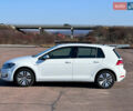 Белый Фольксваген e-Golf, объемом двигателя 0 л и пробегом 136 тыс. км за 11499 $, фото 11 на Automoto.ua