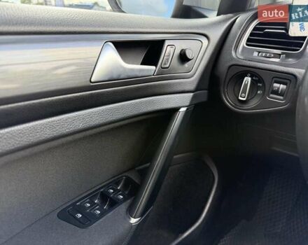 Білий Фольксваген e-Golf, об'ємом двигуна 0 л та пробігом 167 тис. км за 11800 $, фото 17 на Automoto.ua