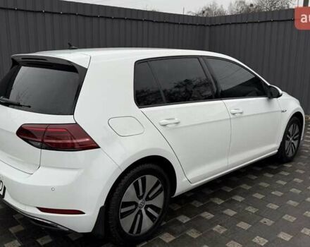 Білий Фольксваген e-Golf, об'ємом двигуна 0 л та пробігом 37 тис. км за 14444 $, фото 4 на Automoto.ua