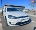 Белый Фольксваген e-Golf, объемом двигателя 0 л и пробегом 137 тыс. км за 13300 $, фото 1 на Automoto.ua
