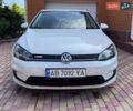 Белый Фольксваген e-Golf, объемом двигателя 0 л и пробегом 90 тыс. км за 14699 $, фото 7 на Automoto.ua