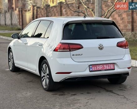 Белый Фольксваген e-Golf, объемом двигателя 0 л и пробегом 129 тыс. км за 11950 $, фото 18 на Automoto.ua