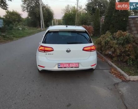 Белый Фольксваген e-Golf, объемом двигателя 0 л и пробегом 142 тыс. км за 12500 $, фото 2 на Automoto.ua