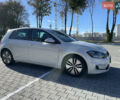 Белый Фольксваген e-Golf, объемом двигателя 0 л и пробегом 89 тыс. км за 14700 $, фото 37 на Automoto.ua