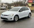 Белый Фольксваген e-Golf, объемом двигателя 0 л и пробегом 144 тыс. км за 12500 $, фото 1 на Automoto.ua
