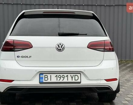 Білий Фольксваген e-Golf, об'ємом двигуна 0 л та пробігом 37 тис. км за 14444 $, фото 5 на Automoto.ua