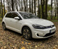 Белый Фольксваген e-Golf, объемом двигателя 0 л и пробегом 104 тыс. км за 12800 $, фото 3 на Automoto.ua