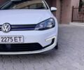 Белый Фольксваген e-Golf, объемом двигателя 0 л и пробегом 139 тыс. км за 12450 $, фото 11 на Automoto.ua