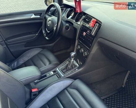 Білий Фольксваген e-Golf, об'ємом двигуна 0 л та пробігом 103 тис. км за 13300 $, фото 22 на Automoto.ua