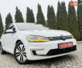 Белый Фольксваген e-Golf, объемом двигателя 0 л и пробегом 97 тыс. км за 11555 $, фото 1 на Automoto.ua