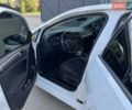 Белый Фольксваген e-Golf, объемом двигателя 0 л и пробегом 120 тыс. км за 13593 $, фото 10 на Automoto.ua