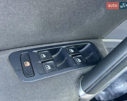 Белый Фольксваген e-Golf, объемом двигателя 0 л и пробегом 136 тыс. км за 11499 $, фото 23 на Automoto.ua