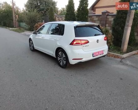 Белый Фольксваген e-Golf, объемом двигателя 0 л и пробегом 142 тыс. км за 12500 $, фото 8 на Automoto.ua