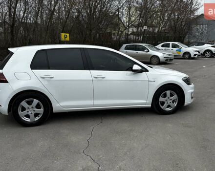 Білий Фольксваген e-Golf, об'ємом двигуна 0 л та пробігом 126 тис. км за 12900 $, фото 7 на Automoto.ua