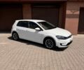 Белый Фольксваген e-Golf, объемом двигателя 0 л и пробегом 139 тыс. км за 12450 $, фото 13 на Automoto.ua