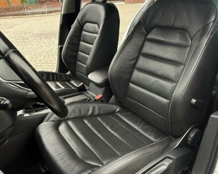 Белый Фольксваген e-Golf, объемом двигателя 0 л и пробегом 97 тыс. км за 11555 $, фото 47 на Automoto.ua