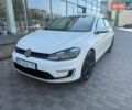 Белый Фольксваген e-Golf, объемом двигателя 0 л и пробегом 103 тыс. км за 12700 $, фото 1 на Automoto.ua