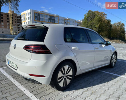 Белый Фольксваген e-Golf, объемом двигателя 0 л и пробегом 89 тыс. км за 14700 $, фото 38 на Automoto.ua