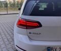 Белый Фольксваген e-Golf, объемом двигателя 0 л и пробегом 139 тыс. км за 12450 $, фото 2 на Automoto.ua