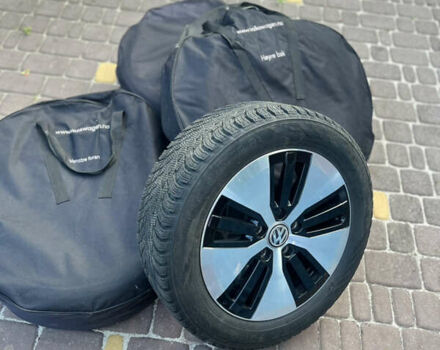 Білий Фольксваген e-Golf, об'ємом двигуна 0 л та пробігом 74 тис. км за 15200 $, фото 34 на Automoto.ua