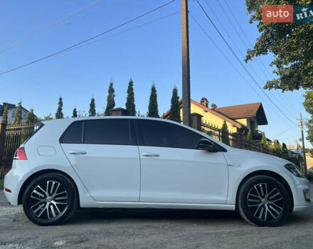 Білий Фольксваген e-Golf, об'ємом двигуна 0 л та пробігом 74 тис. км за 15200 $, фото 5 на Automoto.ua