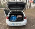Білий Фольксваген e-Golf, об'ємом двигуна 0 л та пробігом 129 тис. км за 14500 $, фото 5 на Automoto.ua