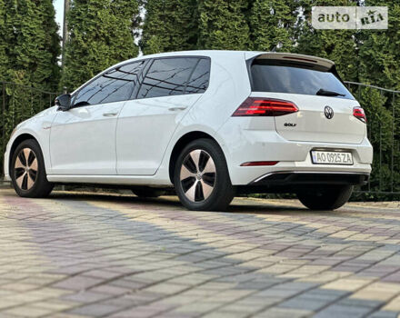 Білий Фольксваген e-Golf, об'ємом двигуна 0 л та пробігом 89 тис. км за 16999 $, фото 14 на Automoto.ua