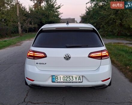 Белый Фольксваген e-Golf, объемом двигателя 0 л и пробегом 125 тыс. км за 11950 $, фото 5 на Automoto.ua