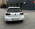 Белый Фольксваген e-Golf, объемом двигателя 0 л и пробегом 126 тыс. км за 12800 $, фото 5 на Automoto.ua