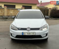 Белый Фольксваген e-Golf, объемом двигателя 0 л и пробегом 142 тыс. км за 12500 $, фото 4 на Automoto.ua