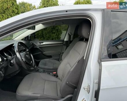 Білий Фольксваген e-Golf, об'ємом двигуна 0 л та пробігом 167 тис. км за 11800 $, фото 4 на Automoto.ua
