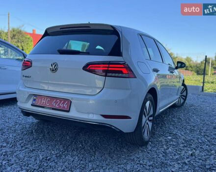Білий Фольксваген e-Golf, об'ємом двигуна 0 л та пробігом 197 тис. км за 11999 $, фото 3 на Automoto.ua