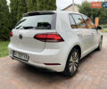 Белый Фольксваген e-Golf, объемом двигателя 0 л и пробегом 112 тыс. км за 13500 $, фото 19 на Automoto.ua