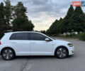 Белый Фольксваген e-Golf, объемом двигателя 0 л и пробегом 128 тыс. км за 13100 $, фото 4 на Automoto.ua
