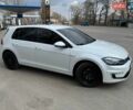 Белый Фольксваген e-Golf, объемом двигателя 0 л и пробегом 88 тыс. км за 12700 $, фото 3 на Automoto.ua